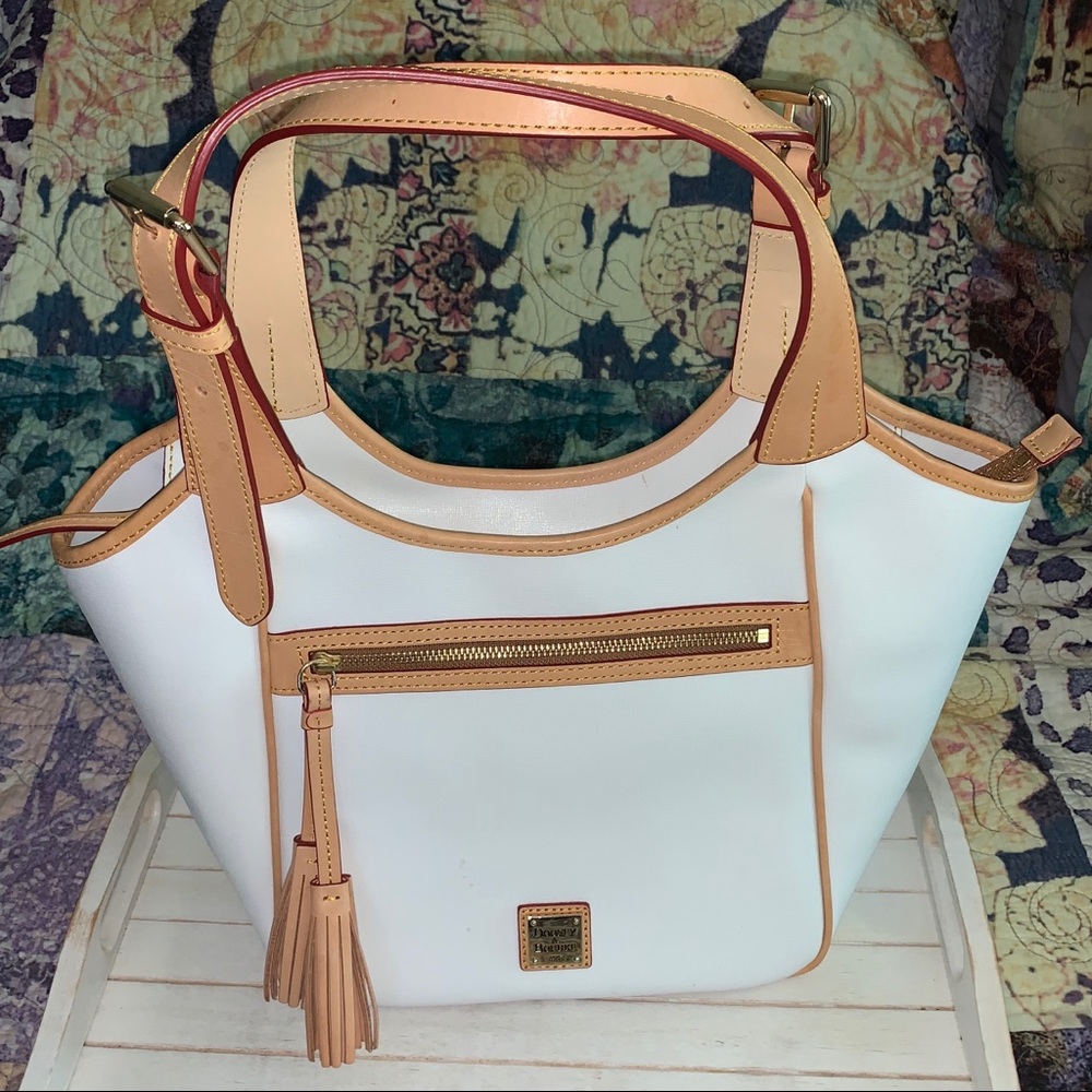 🌸 DOONEY & BOURKE (Copy)